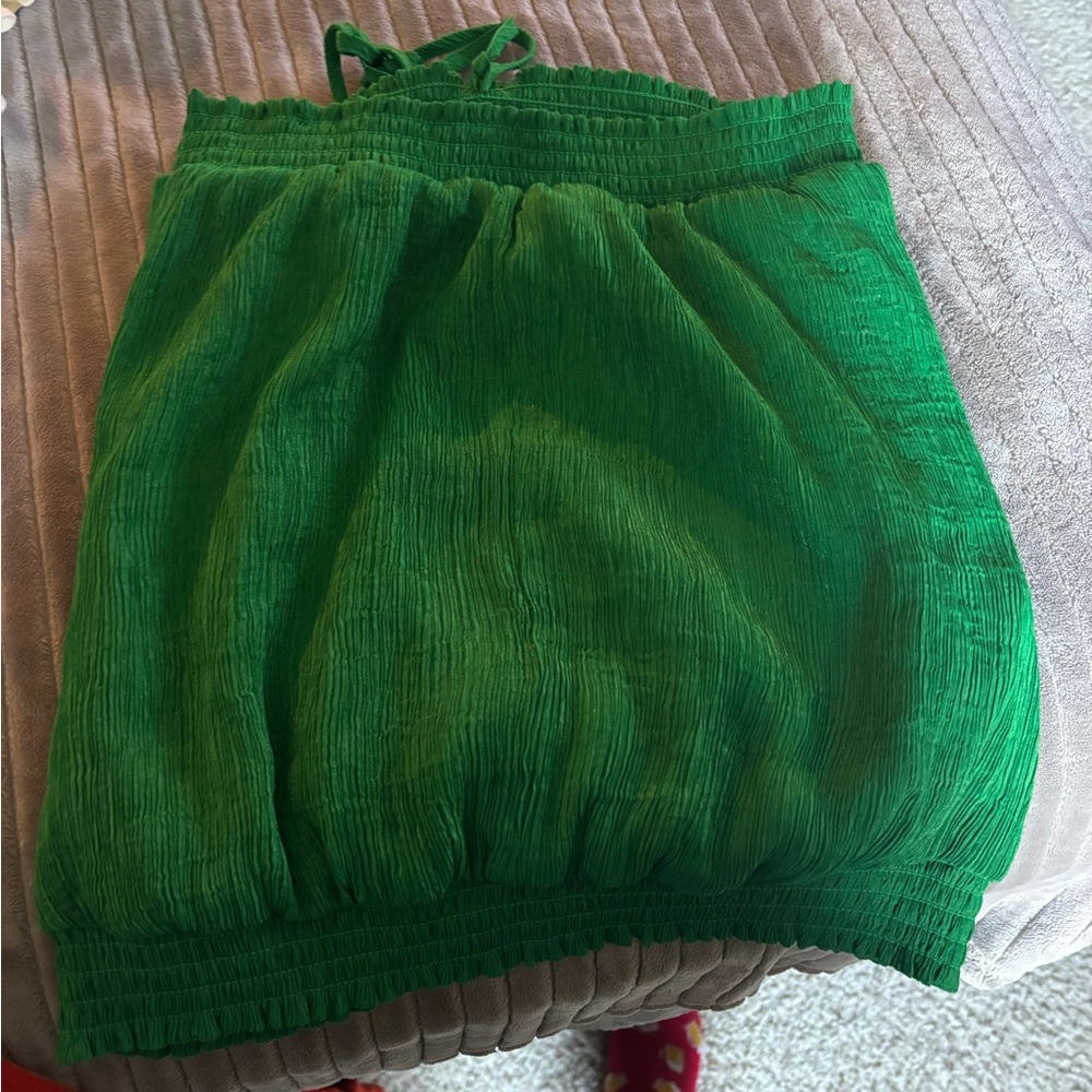Buckle Green Women's Top